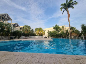 T2 avec piscine proche plage